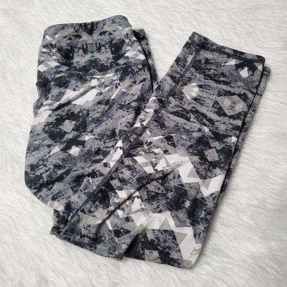 Athleta Gray Skirt & Capri Leggings Bundle, XS - Picture 6 of 7